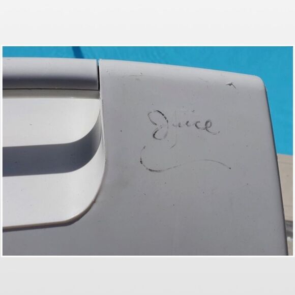 Vtg Igloo Playmate Cooler 16 qt Elite Maxcold Blue & White 30 CanOutdoor Logo - Picture 14 of 14